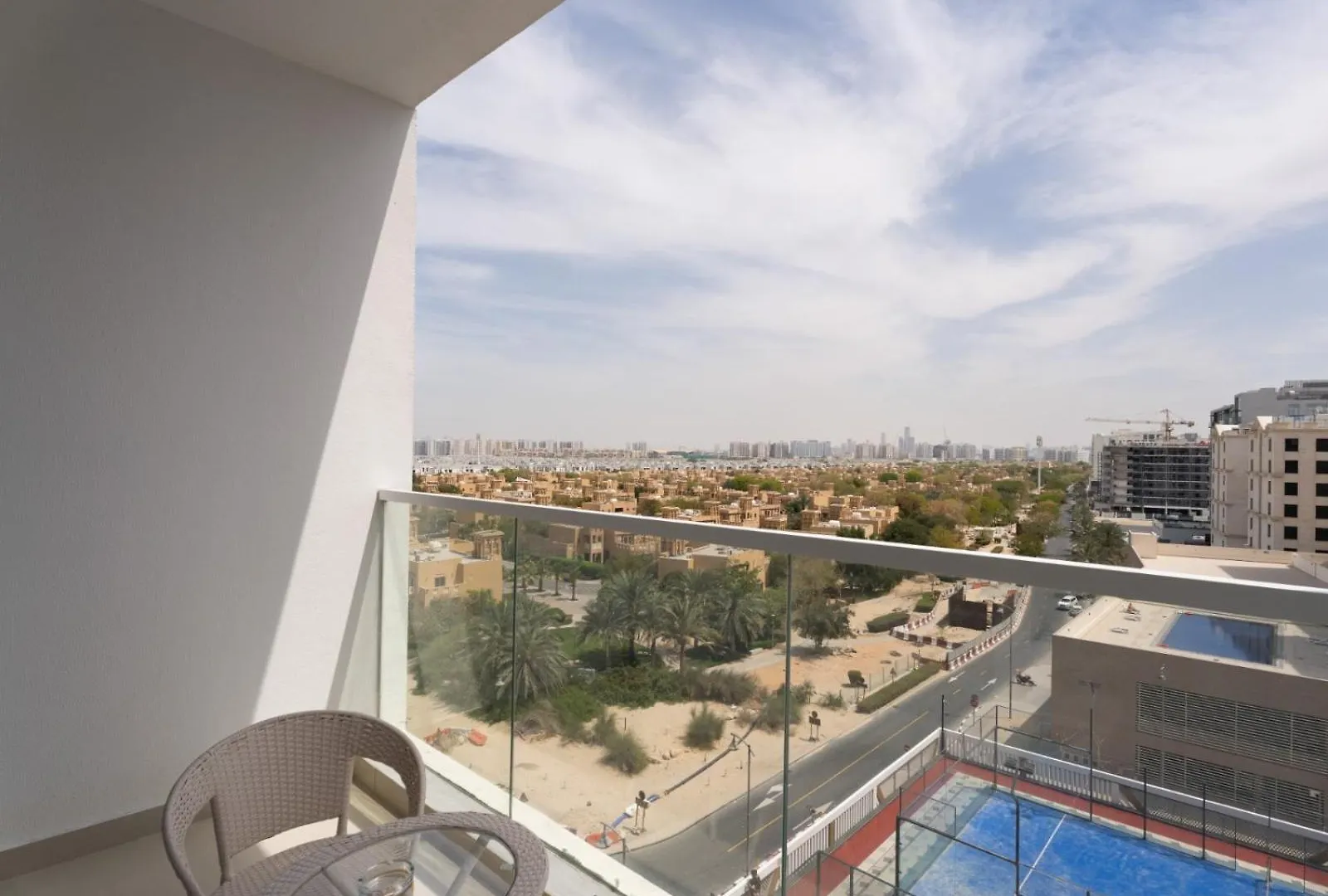 Timeless Glam Escape Studio In Gemz-18 Dubai Apartment